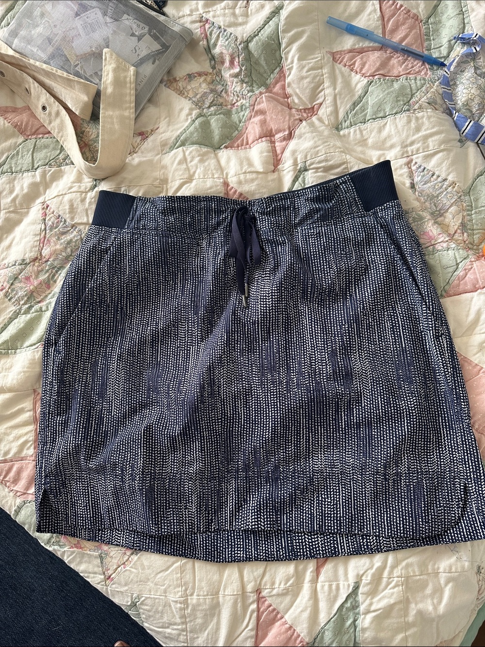 Athleta Women's Navy Dot-Print Drawstring Skort